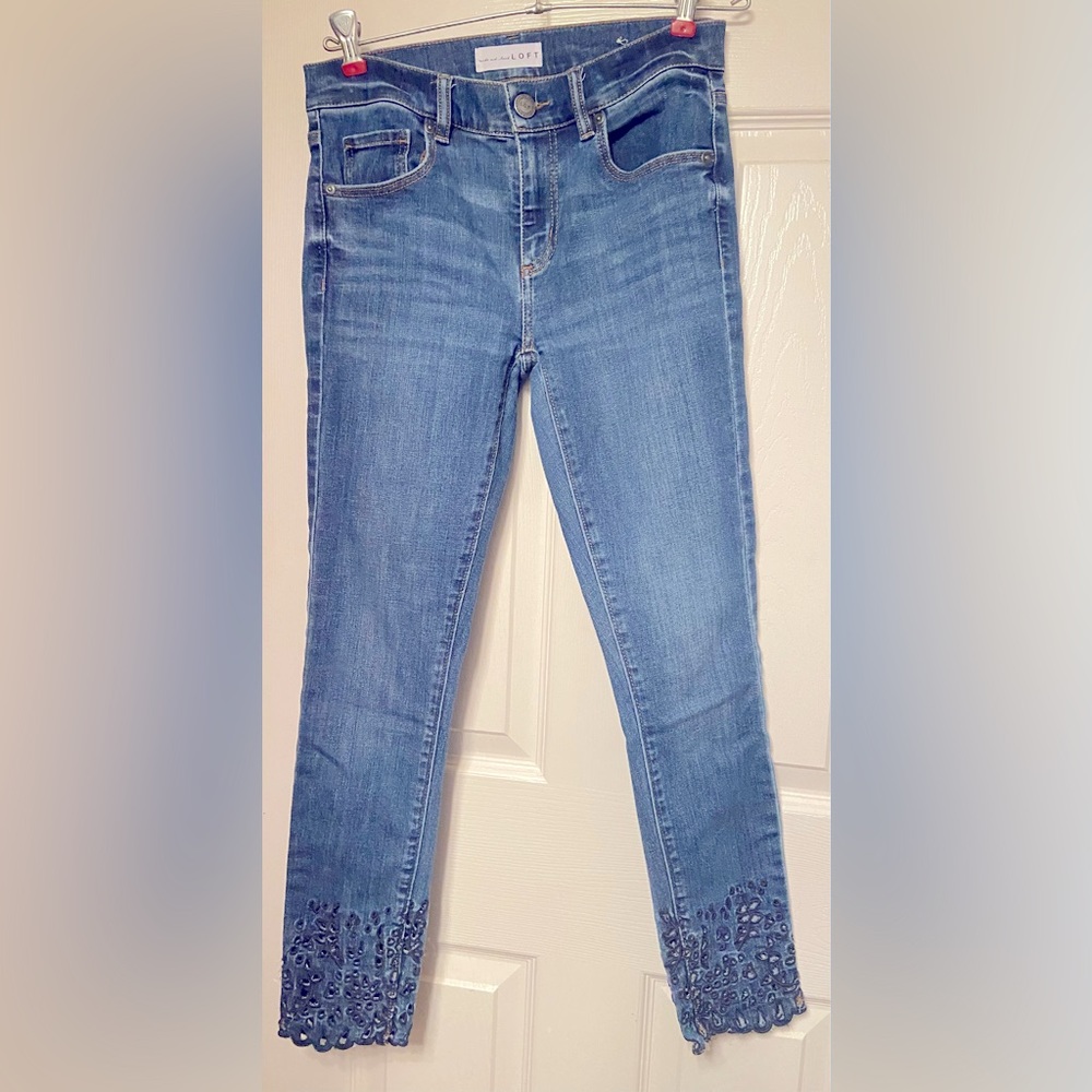 LOFT Modern Skinny Ankle Jeans with Lace Hem Detail